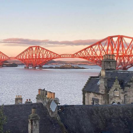 Forth Reflections Self Catering サウス・クィーンズフェリー エクステリア 写真