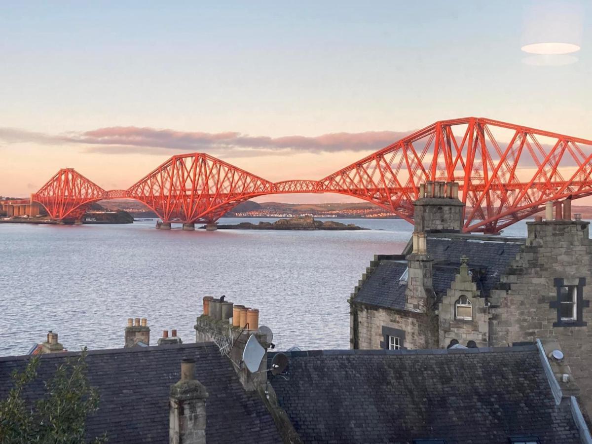 Forth Reflections Self Catering サウス・クィーンズフェリー エクステリア 写真