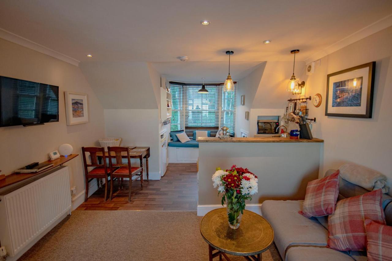 Forth Reflections Self Catering サウス・クィーンズフェリー エクステリア 写真